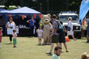 12x8 Baxterbear with the Police